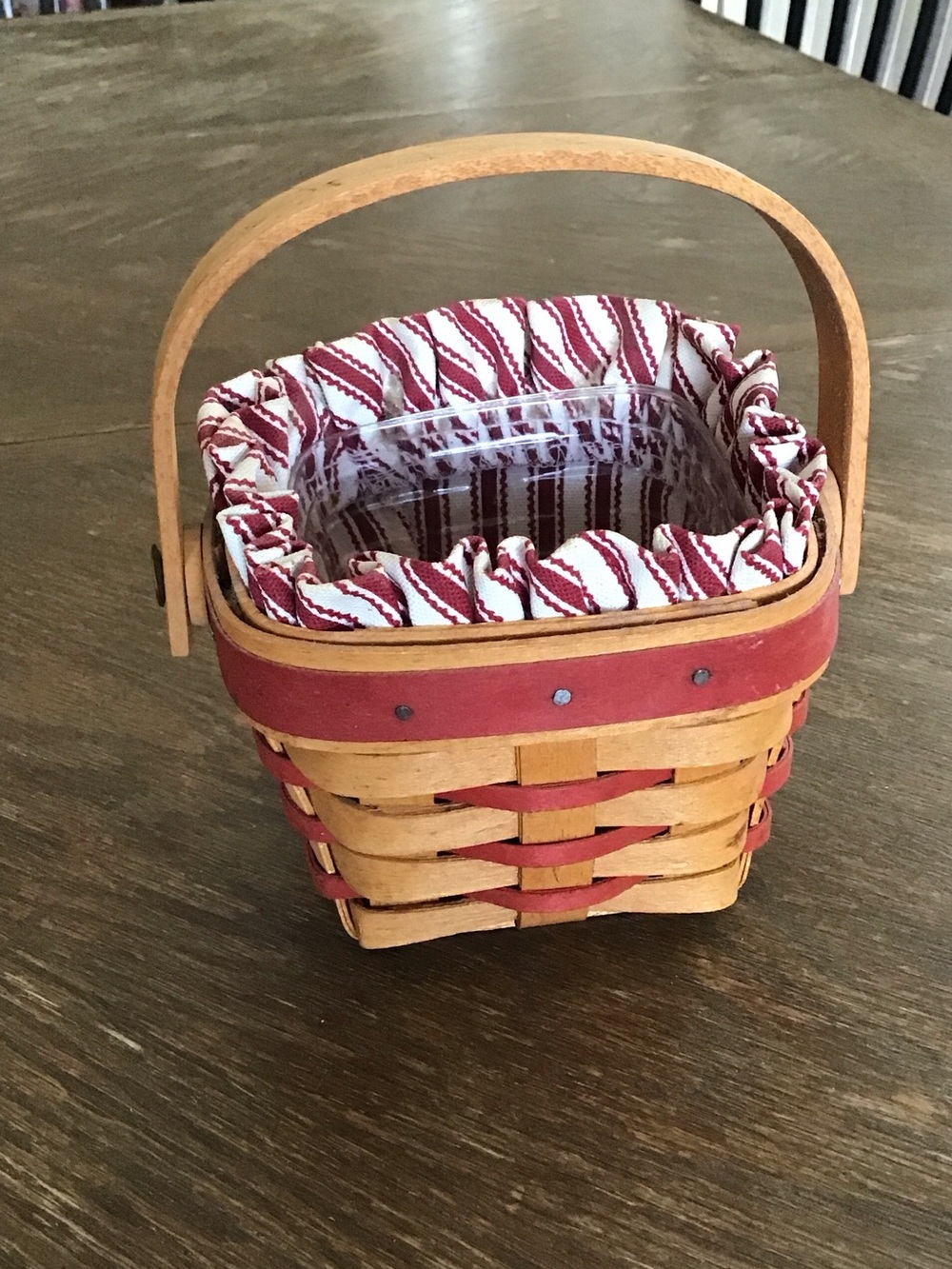 Vintage Longaberger Sweetheart basket 1995